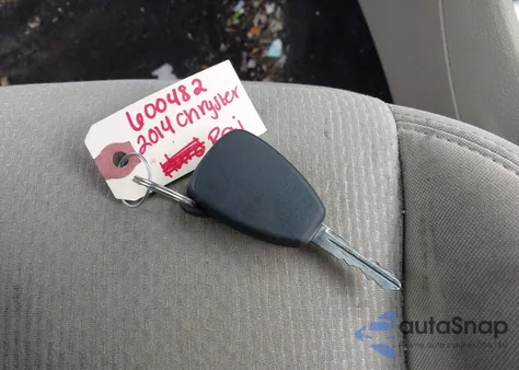 2014 Chrysler 200 Touring z USA, uszkodzony, nr VIN 1C3BCBEG1EN127288